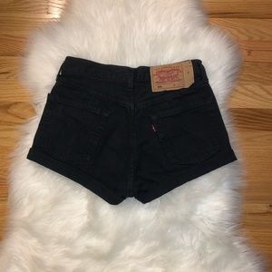 Vintage Black Levi’s 501 Shorts!